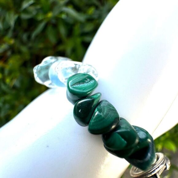 Malachite quartz and opalite beaded bracelet - Picture 9 of 9